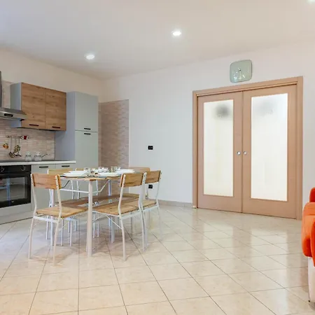 House Of The Gozzo In - Happy Apartment